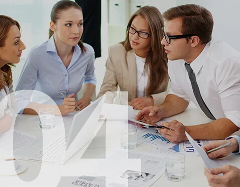 Brainstorming ideas in a team - 爱游戏体育xingnuo